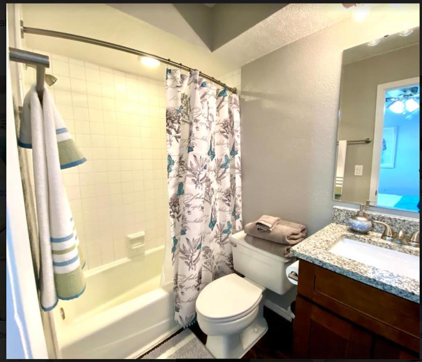 Private Bedroom Suite - Communal House Near Integris Οκλαχόμα Εξωτερικό φωτογραφία