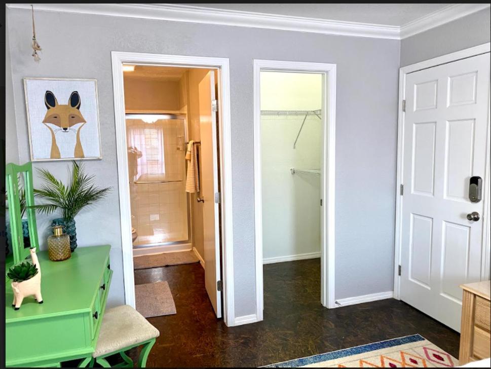 Private Bedroom Suite - Communal House Near Integris Οκλαχόμα Εξωτερικό φωτογραφία