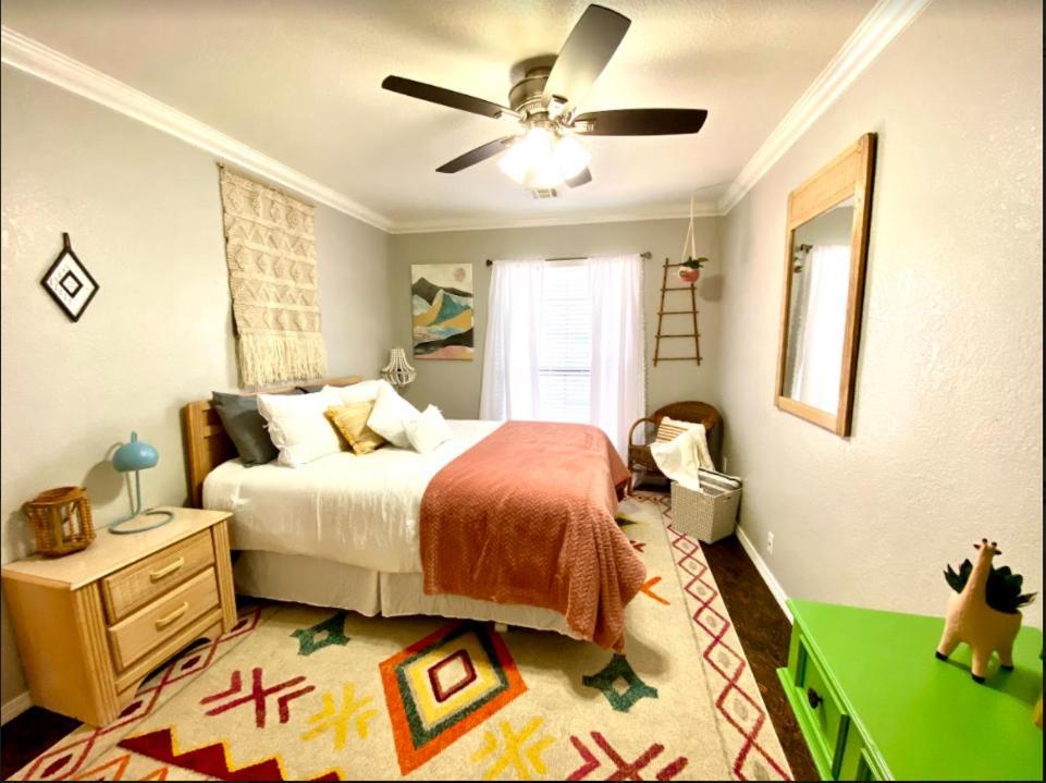 Private Bedroom Suite - Communal House Near Integris Οκλαχόμα Εξωτερικό φωτογραφία