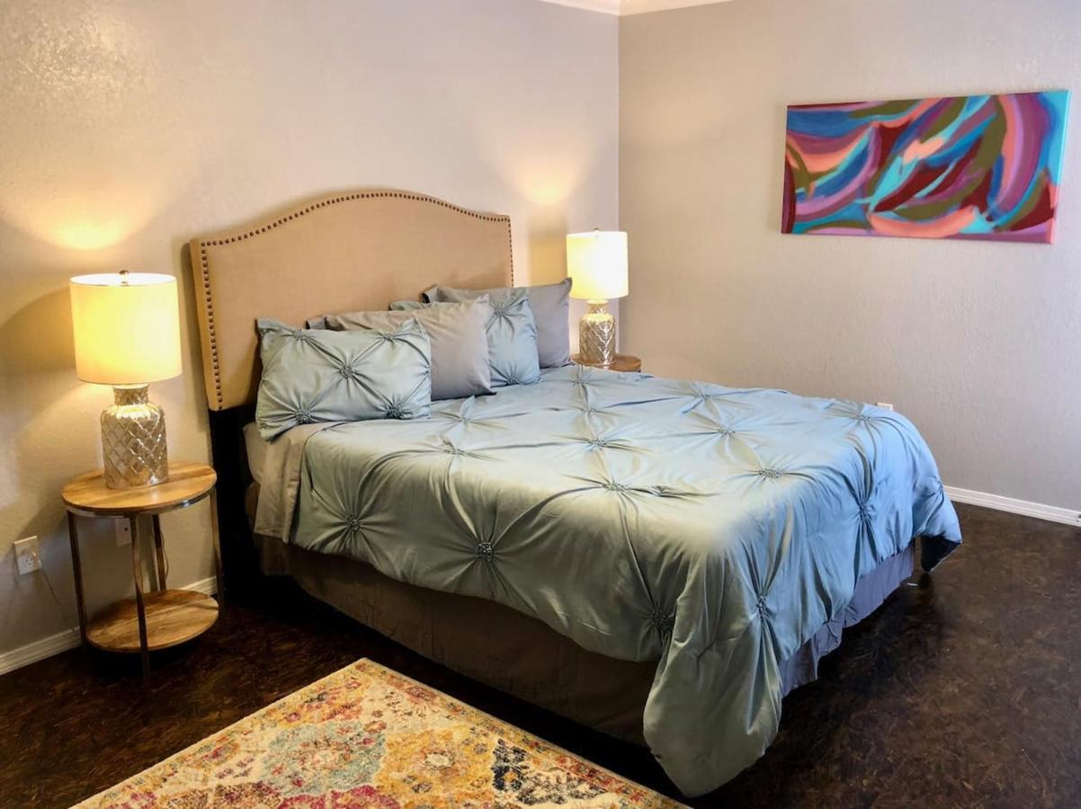 Private Bedroom Suite - Communal House Near Integris Οκλαχόμα Εξωτερικό φωτογραφία